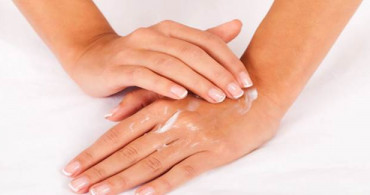 Çatlayan Eller İçin Neler Yapılmalı?