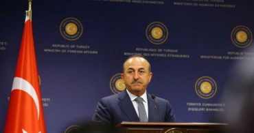 Çavuşoğlu'nun Sözde Soykırım Tepkisi Sonrası Fransızlar Salonu Terk Etti