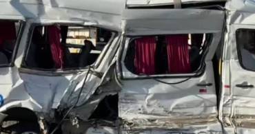 Çayırova'da Tırla Çarpışan İşçi Servisi Devrildi: 8 Yaralı