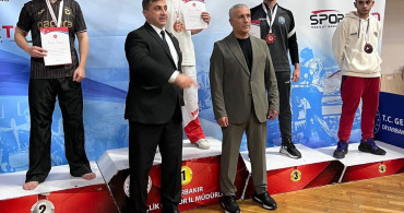 Çayırova'nın Kick Boks Takımı Diyarbakır'dan Madalyalarla Döndü