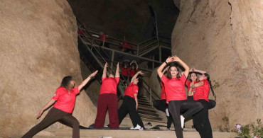 Cehennem Deresi Kanyonu'nda dünya yoga günü etkinliği