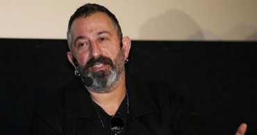 Cem Yılmaz Sahnelere Yeni Bir Performans ile Geri Döndü