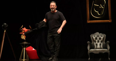 Cem Yılmaz'ın Yeni Stand-Up Gösterisi Netflix'e Geliyor!