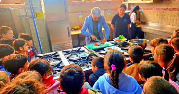 Çeşme'de Öğrencilere Sağlıklı Beslenme Eğitimi