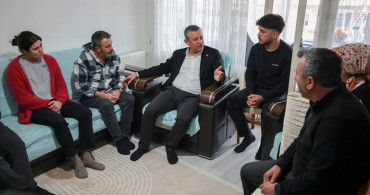 CHP Genel Başkanı Özel, Ramazan Yıldız’ın Ailesini Ziyaret Etti