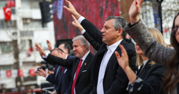 CHP Genel Başkanı Özel Uşak'ta Miting Düzenledi