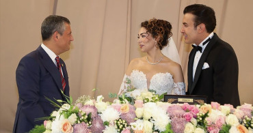 CHP Genel Başkanı Özgür Özel, Gaziantep'te Nikah Şahitliği Yaptı