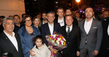 CHP Genel Başkanı Özgür Özel Nizip Belediyesi'ni Ziyaret Etti