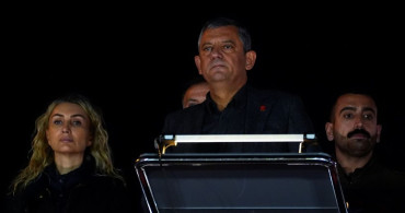 CHP Genel Başkanı Özgür Özel'den Yargı Eleştirisi ve Miting Mesajları