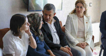 CHP grup başkanı özel, Diyarbakır'da Gülistan Doku'nun ailesiyle görüştü