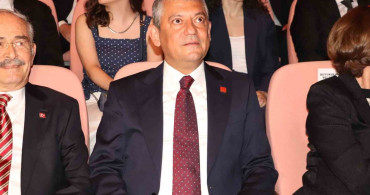 CHP grup başkanı özel, eskişehir’de toplantıda önemli mesajlar verdi