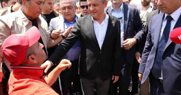 CHP grup başkanı özel, Selahattin Demirtaş’ın selamını Diyarbakırlılara iletti