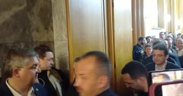 CHP Grup Başkanı Özgür Özel, Partililerle Bayramlaştı