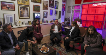 CHP Lideri Özgür Özel, Hrant Dink'in Ailesiyle Buluştu