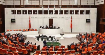 CHP'den Kanun Teklifi! Havai Fişek Yasaklansın