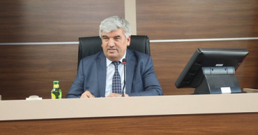 CHP'li Başkan Kendi Büstünü Yaptırdı