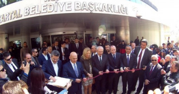 CHP'li Belediyenin İlk İcraatı Yine Heykel Oldu