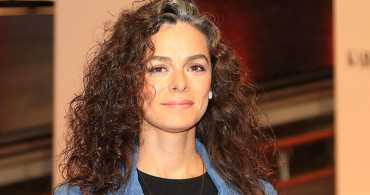 Çiçeği burnunda anne Özge Özpirinçci yeni doğmuş bebeği hakkındaki pişmanlığını dile getirdi