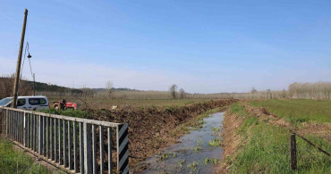 Çiftçilerin Yüzünü Gülümseten Drenaj Çalışmaları