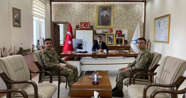 Çıldır 2. hudut tabur komutanı günfer'den kaymakam akköz'e ziyaret