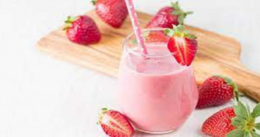 Çilekli smoothie tarifi : en güzel ve lezzetli çilekli smoothie nasıl yapılır? Çilekli smoothie malzemeleri ve pratik tarifi