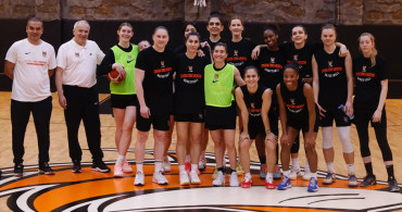 ÇİMSA ÇBK Mersin'in Hedefi Yarı Finalde Galibiyet