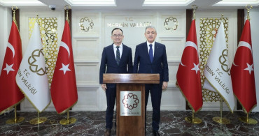 Çin Büyükelçisi Mardin Valiliğini Ziyaret Etti