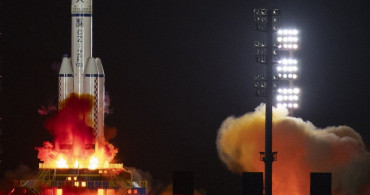 Çin, Uzayda 1 Yıl Görev Yapacak Astronot Gönderdi