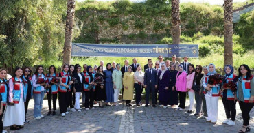 Cizre'de Anneler Günü Coşkusu: Bırca Belek Parkı’nda Anlamlı Kutlama