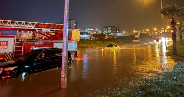 Cizre'de Şiddetli Yağış Sonrası İtfaiye Operasyonu