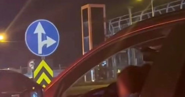 Çocuğuyla Araç Kullanan Sürücü Tepki Topladı