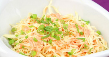 Coleslaw Lahana Salatası Nasıl Yapılır? 