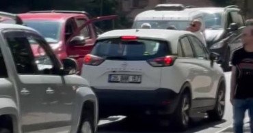 Çorlu'da yol verme kavgası cep telefonuyla kaydedildi