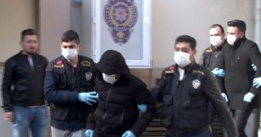 Coronavirüse Aldırış Etmeden Parti Yapan Gençler Gözaltına Alındı