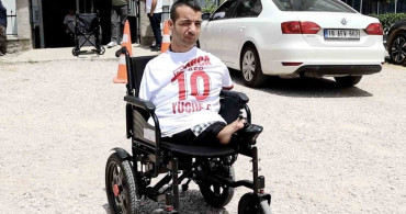 Çorum FK kaptanından Ahmet Aktaş'a tekerlekli sandalye desteği