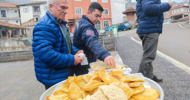 Çorum'da 300 Yıllık İlk Namaz Çöreği Geleneği Yaşatılıyor
