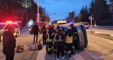 Çorum'da Cip ve Kamyonet Çarpıştı: 2 Yaralı