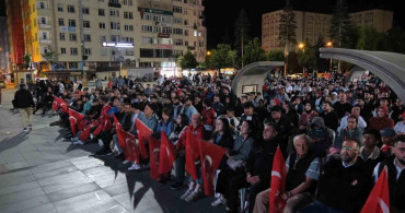 Çorum'da Dev Ekranda Milli Maç Coşkusu