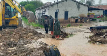 Çorum'da Sağanak Yağış Üzerine Sele Neden Oldu