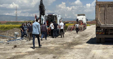 Çorum'da Toprak Kayması Sonrası İşçi Kurtarıldı