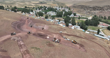 Çubuklu Barajı Çaldıran Ovası’na Su Getiriyor