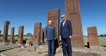 Cumhurbaşkanı Erdoğan Ahlat'ı Ziyaret Etti