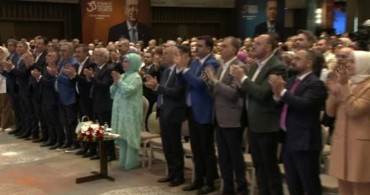 Cumhurbaşkanı Erdoğan, her yerde teşkilat üyeleriyle iletişim hedefliyor
