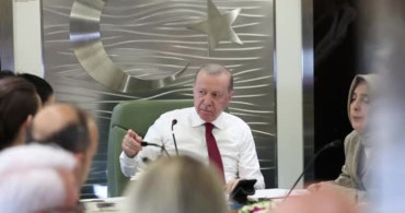 Cumhurbaşkanı Erdoğan, Kazakistan Ziyaretinin Ardından Gazetecilerle Bir Araya Geldi
