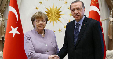 Cumhurbaşkanı Erdoğan, Merkel İle Görüşme Gerçekleştirdi