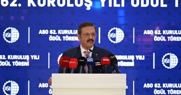 Cumhurbaşkanı Yardımcısı Yılmaz, Enflasyon ve Ekonomi Üzerine Değerlendirmelerde Bulundu