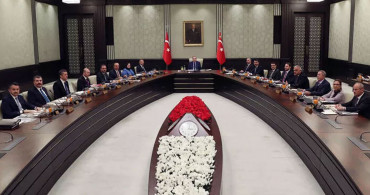 Cumhurbaşkanlığı Kabinesi Bugün Toplanıyor: Masada Ekonomi Ağırlıklı 7 Önemli Konu Başlığı Var! 