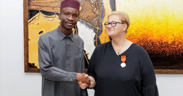 Dakar Büyükelçisi Nur Sağman'a Şeref Madalyası Takdim Edildi