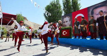 Darende'de 72. Zengibar Karakucak Güreş ve Kültür Festivali Coşkuyla Başladı