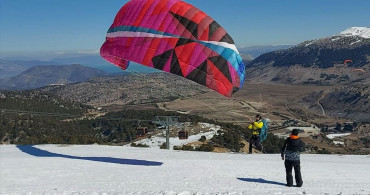 Davraz Kayak Merkezi: Kışın Yamaç Paraşütü Heyecanı